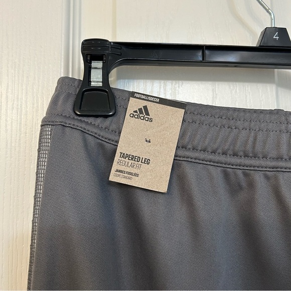 NWT Adidas Tiro 21 Men's Track Pants Front Zip Pockets in Team Grey Four Size S - Picture 7 of 9